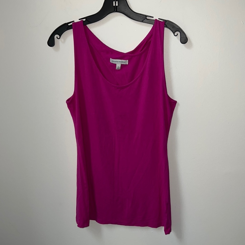 5/$25 Banana Republic Pink Fuschia Tank Size S Small